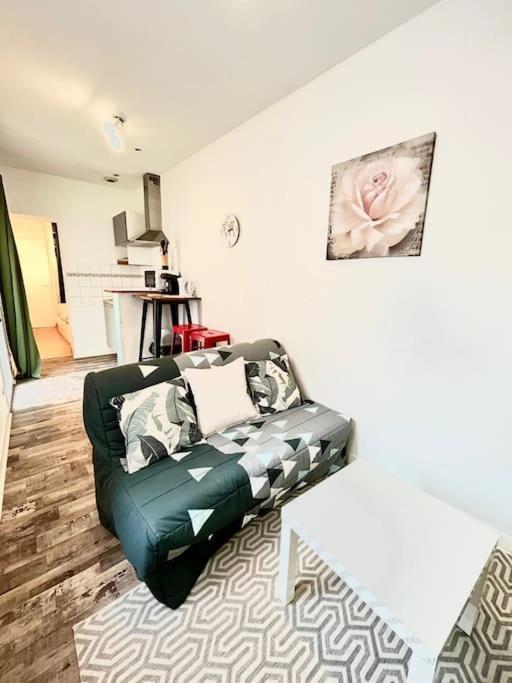 New York - Appartement A Reims Exterior photo